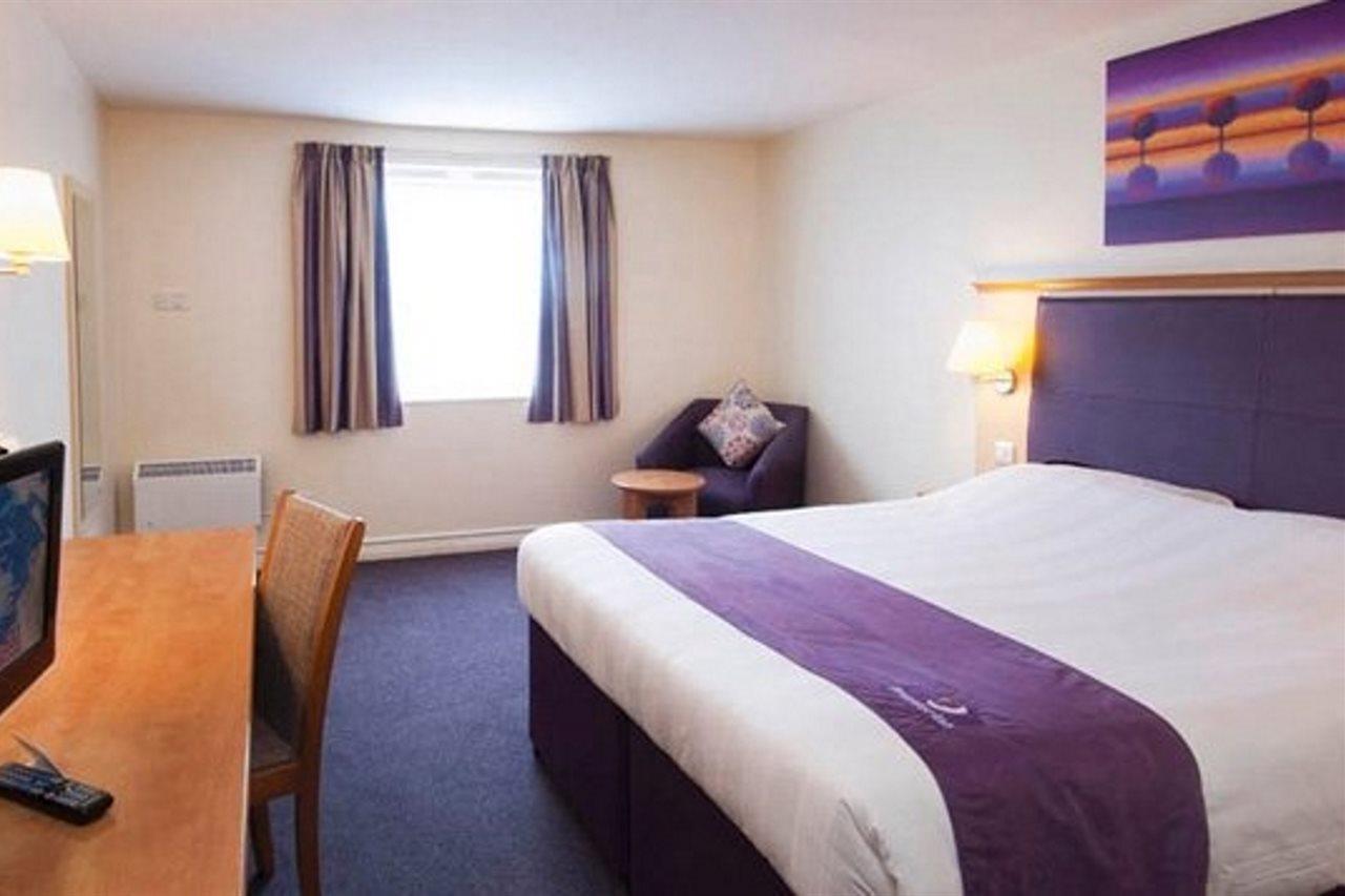 Premier Inn Clacton-On-Sea Extérieur photo