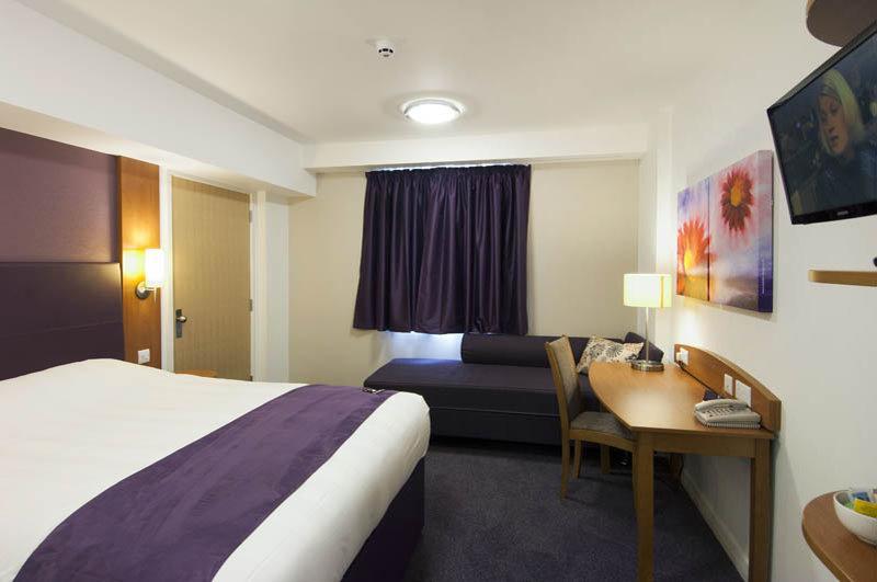 Premier Inn Clacton-On-Sea Extérieur photo